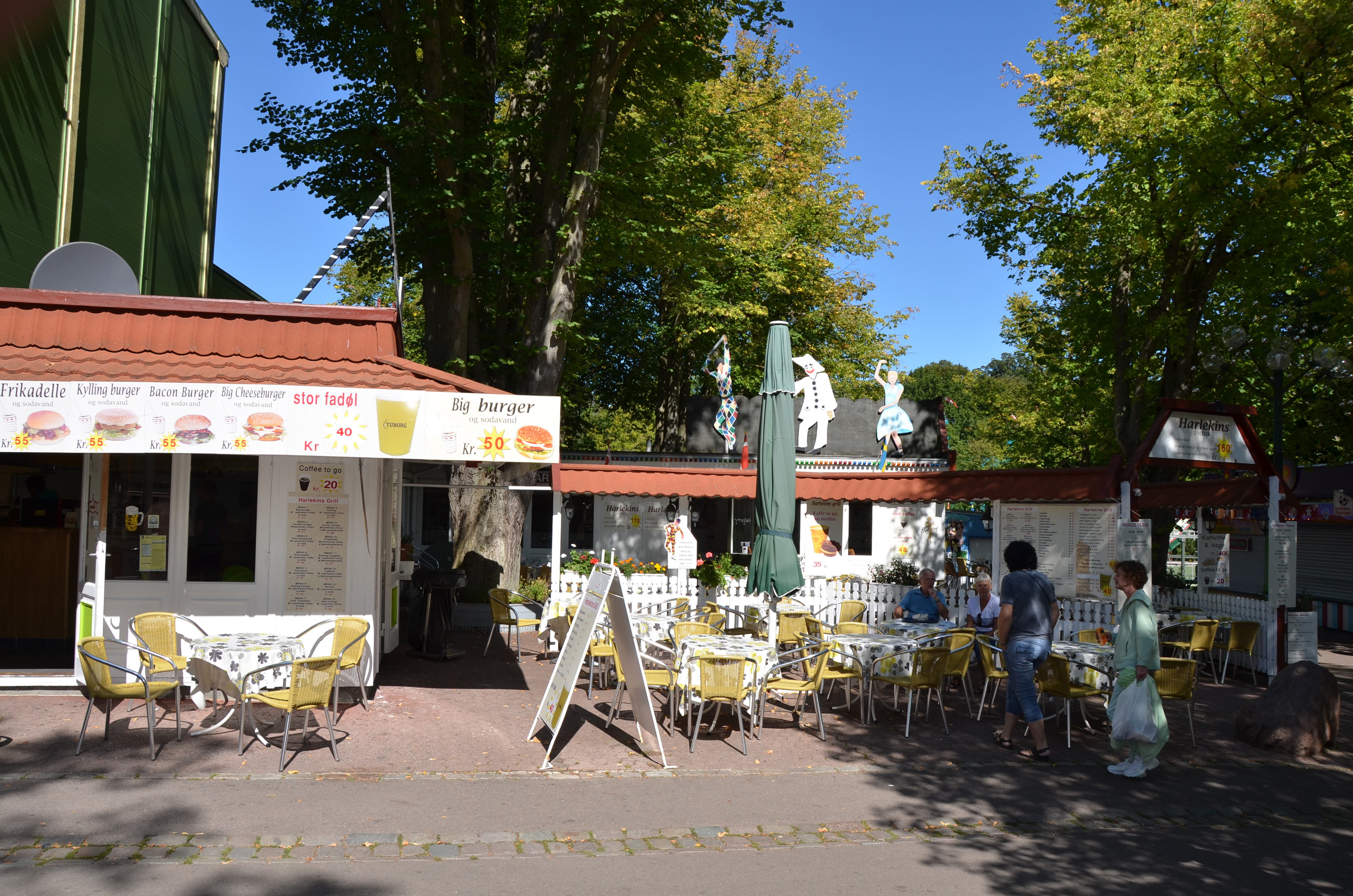Bakken Restaurant Harlekin Facade