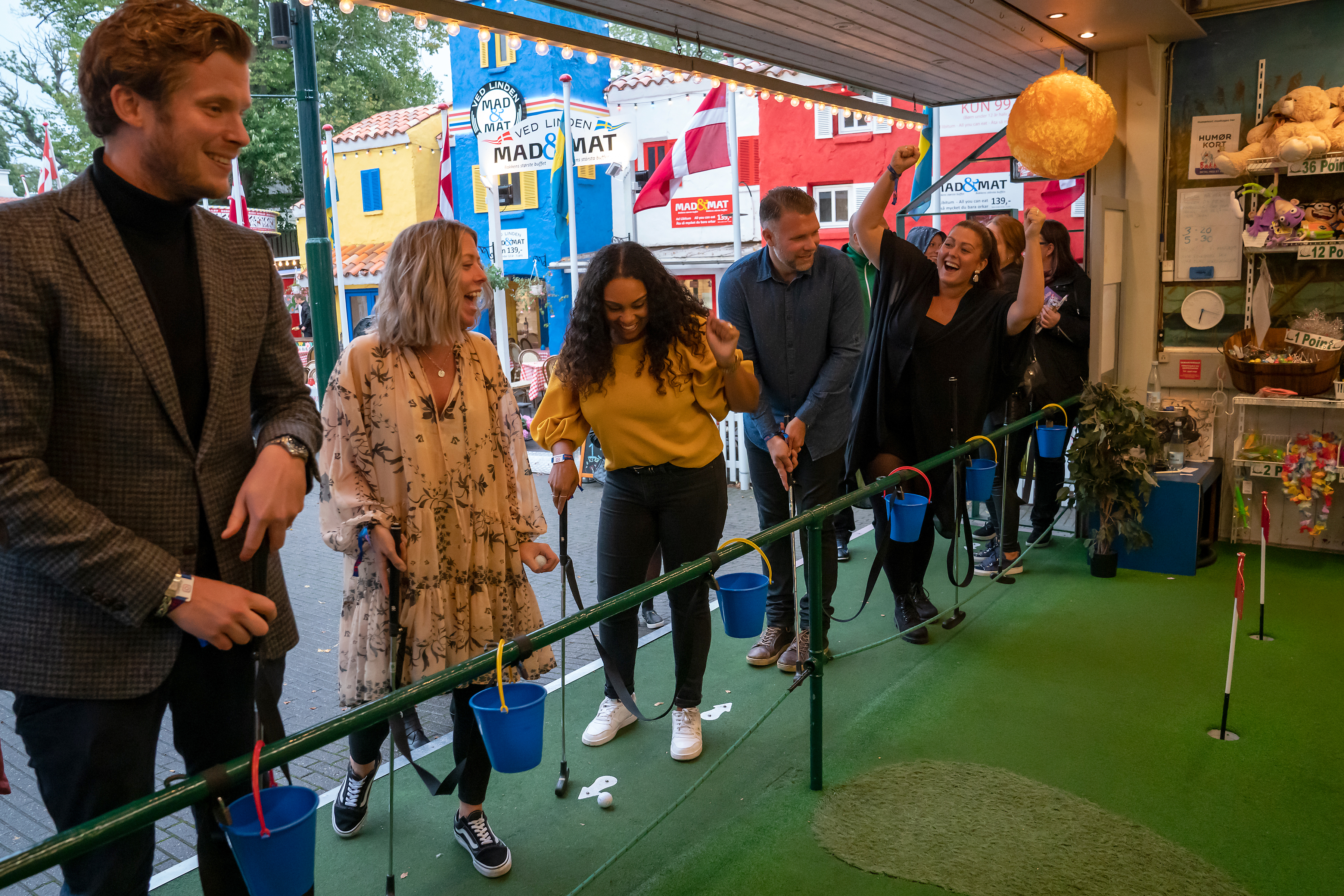 Bakken Grupper Fest Minigolf Spil