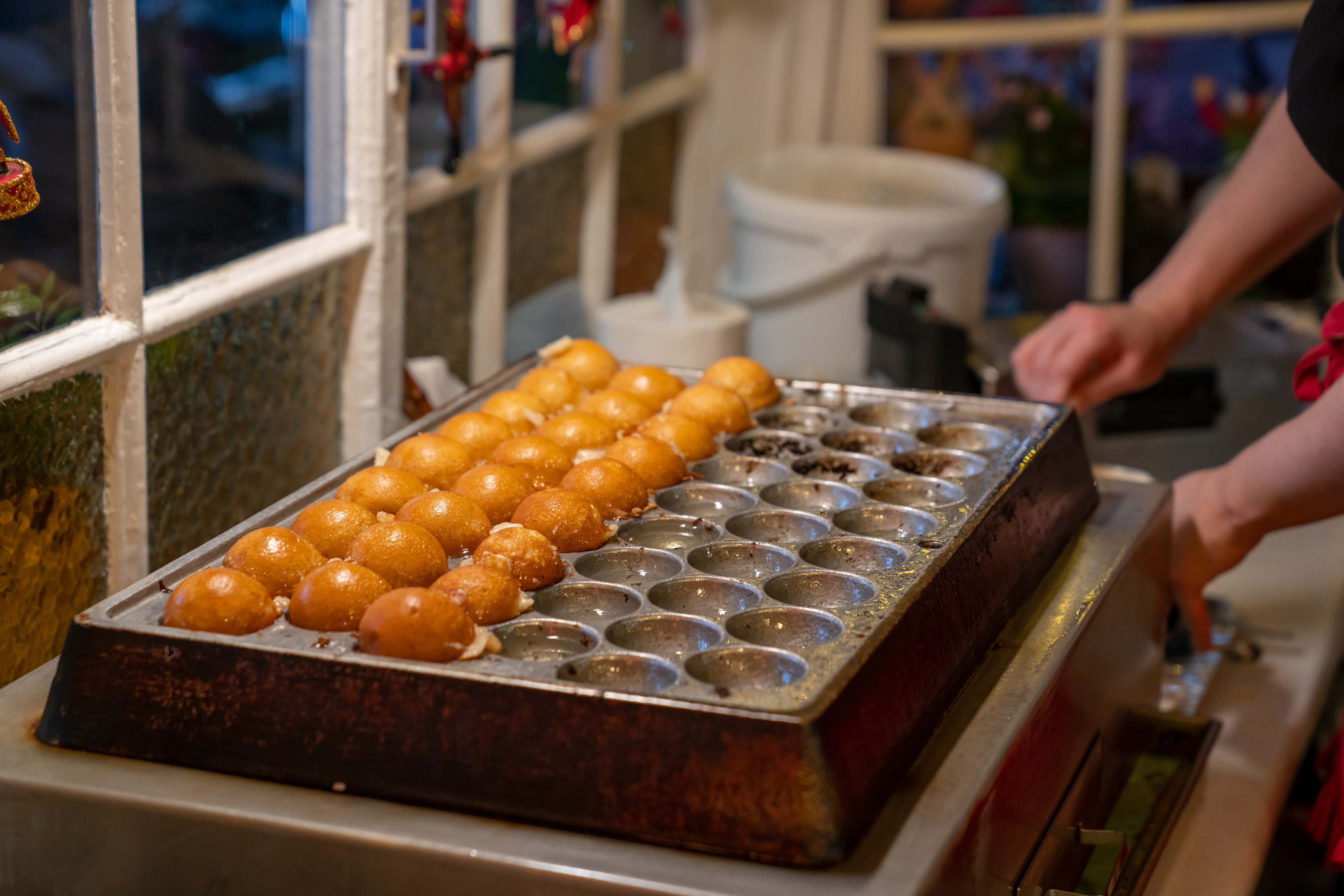 Jul_Bakken_Aebleskiver_Kaffestuen_Aabning.jpg