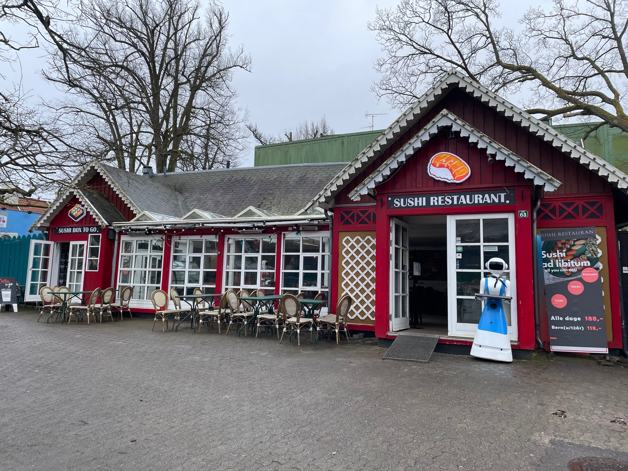 Sushi restaurant facade.jpg